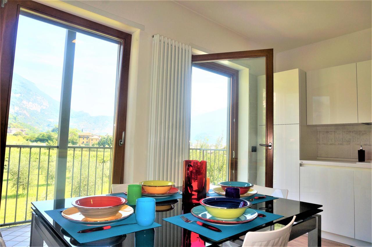 Apartament Deluxe Mayde Apartment Рива дел Гарда Екстериор снимка